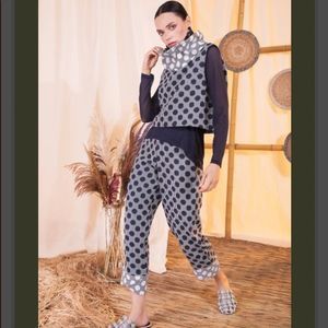 👠Kozan “Sofia” dot pants.  Sm